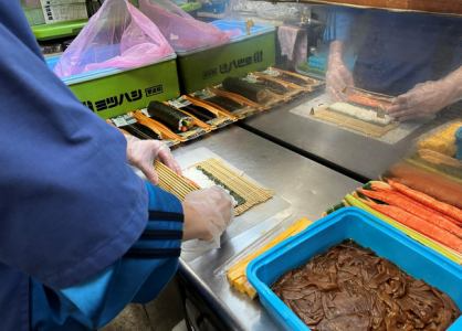鎌万水産　鎌倉駅前店(神奈川県鎌倉市/鎌倉駅/食品販売)_3