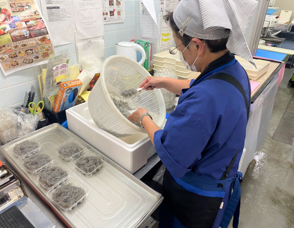 鎌万水産～ラスカ平塚店～(神奈川県平塚市/平塚駅/軽作業)_2